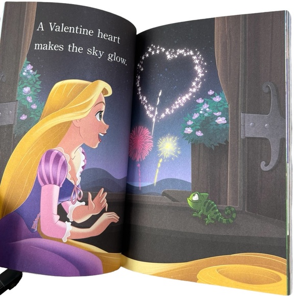 Disney Step Into Reading Belle’s Story Collection - Picture 5 of 15